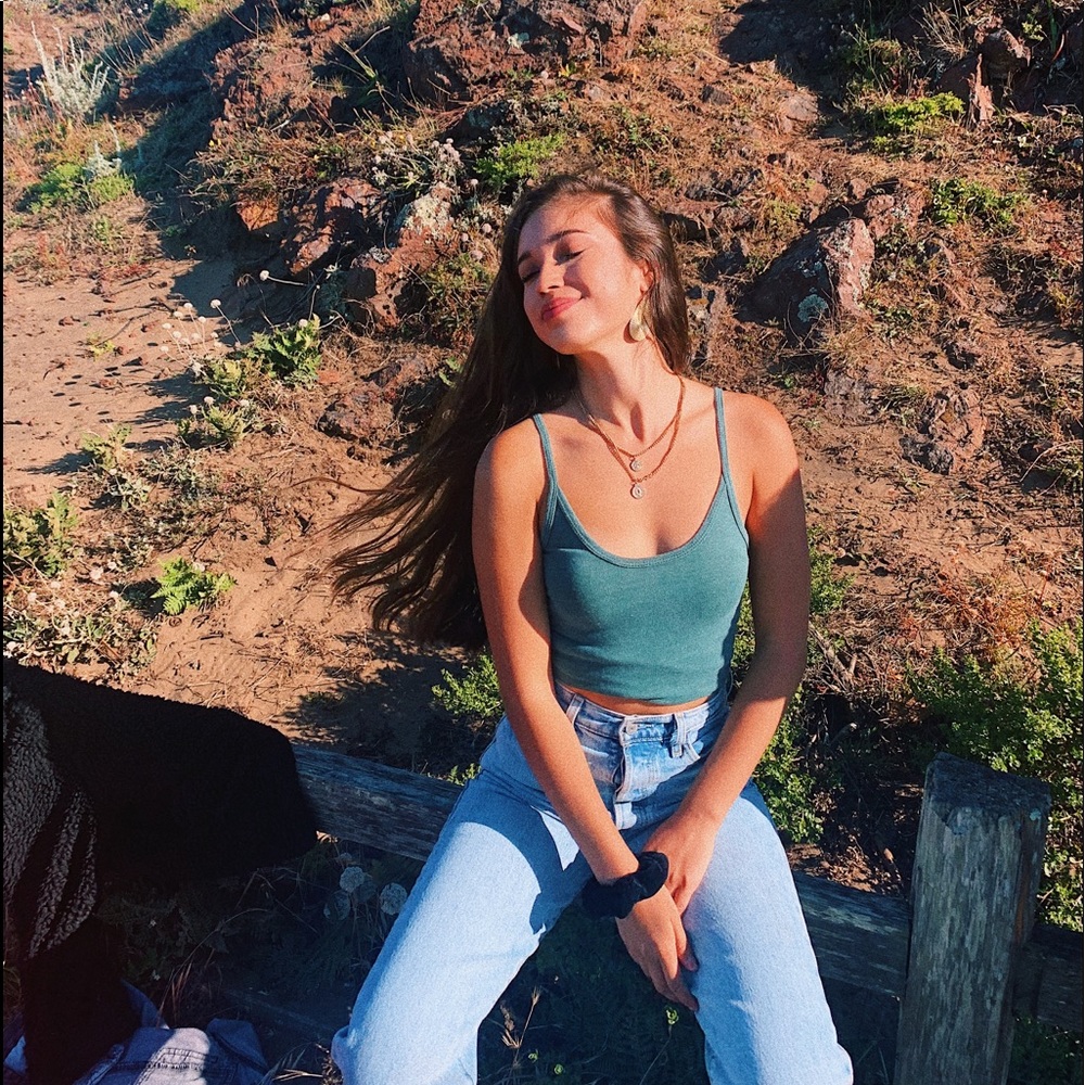 Meet your Posher, Melina